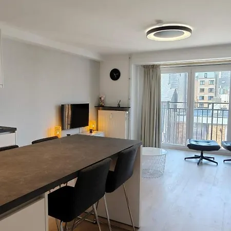 2 Bedrooms Familyfriendly Center * Ostende
