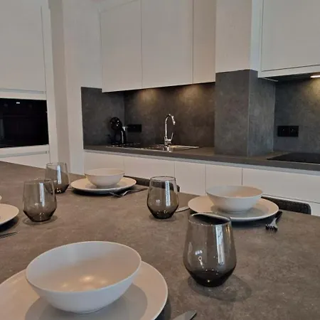 2 Bedrooms Familyfriendly Center Apartmán Ostende