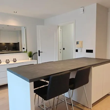 2 Bedrooms Familyfriendly Center Apartmán Ostende