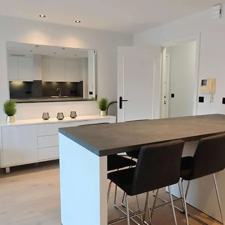 2 Bedrooms Familyfriendly Center