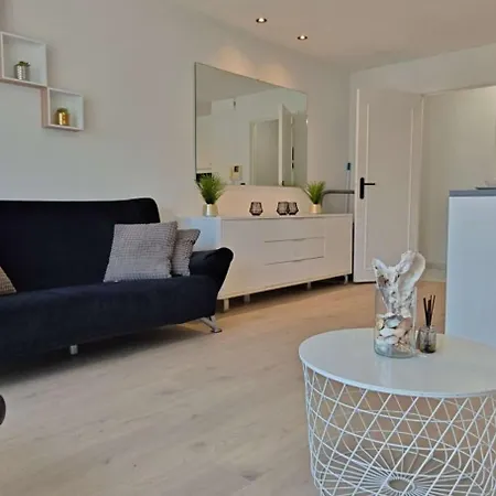 2 Bedrooms Familyfriendly Center * Ostende